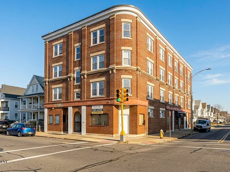 201 Dickinson St #2 — Photo 19