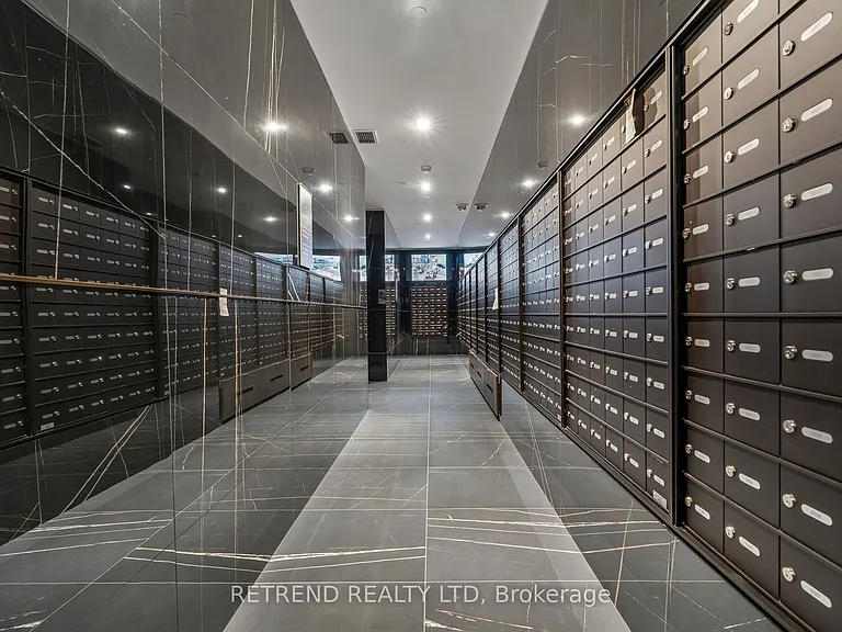 11 Yorkville Ave #5709 — Photo 7