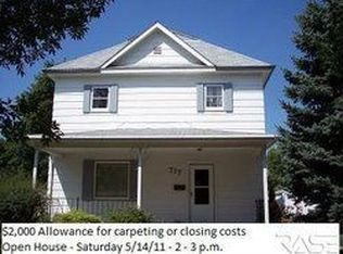 717 N Cedar St, Luverne, MN 56156