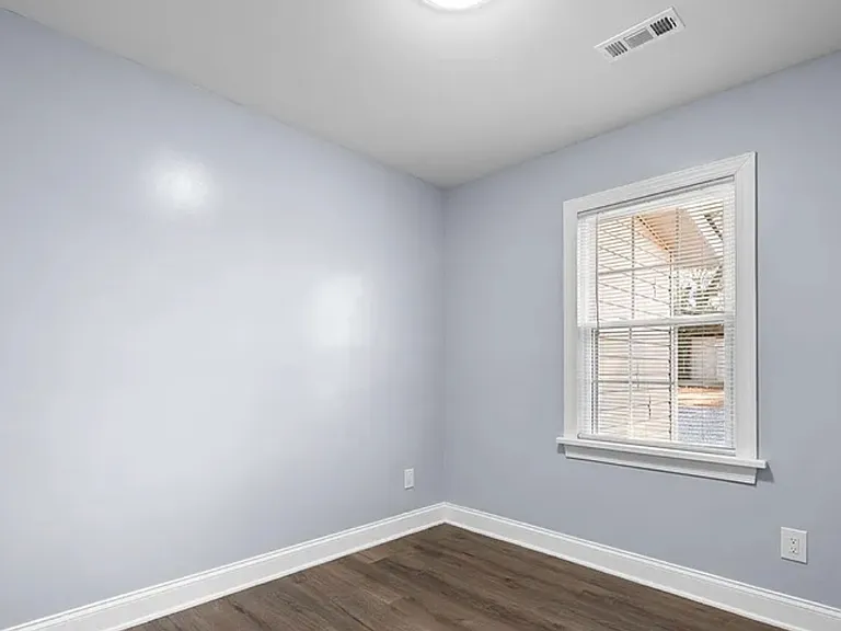 225 Brevard St — Photo 3