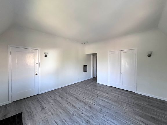 4th image of 49 N Berkeley Ave APT 4