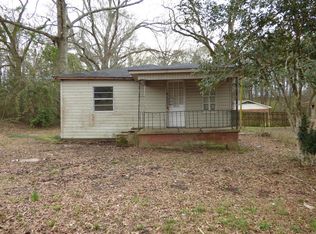 203 Peters St, Summit, MS 39666