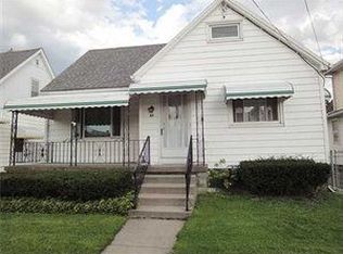 85 Meadowbrook Pkwy, Cheektowaga, NY 14206