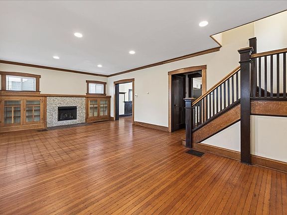 4th image of 3548 N College Ave