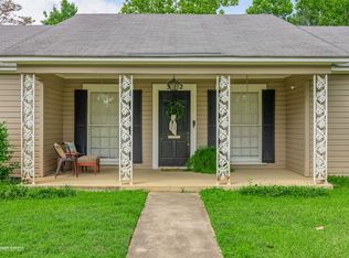 3642 Gilbert Dr, Shreveport, LA 71104