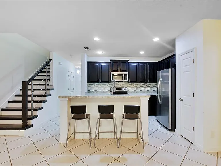 2905 Sunstone Dr — Photo 7
