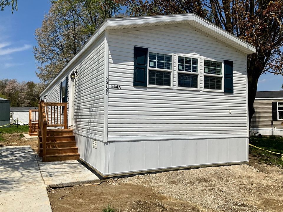 1st image of 2724 Meadowlark St