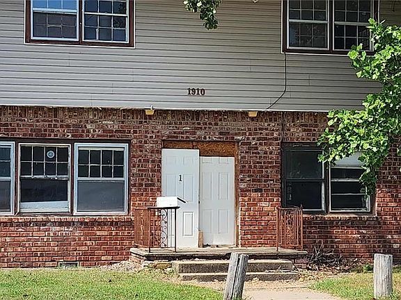 3rd image of 1910 S Joplin St