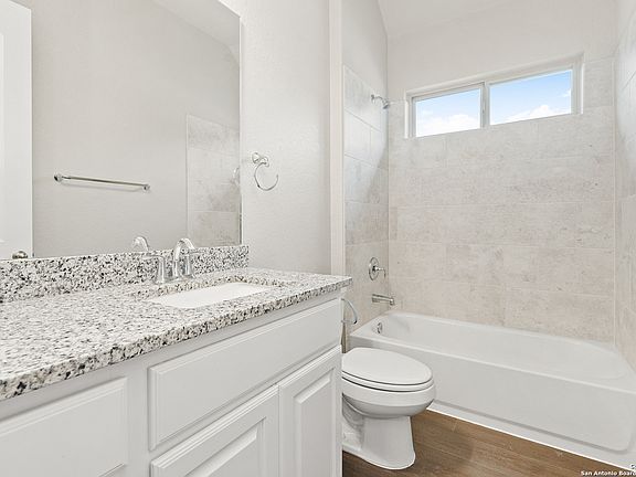 4th image of 3006 McKinnie Park