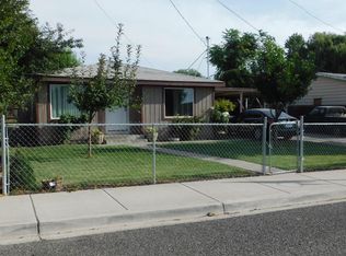 304 Walnut Ave, Sunnyside, WA 98944