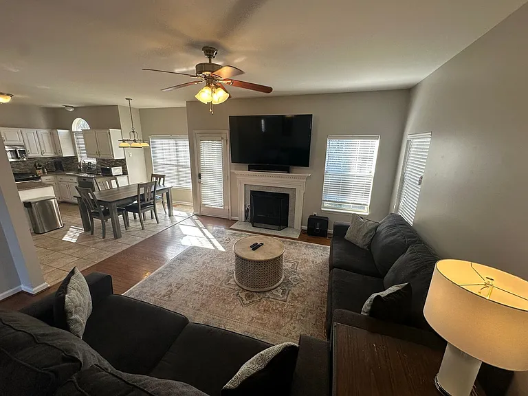 2402 Brookstone Pl — Photo 6