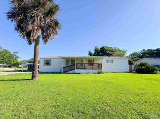 5518 Barefoot Blvd, Pensacola, FL 32526