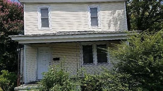 1st image of 620 Clarys Dr