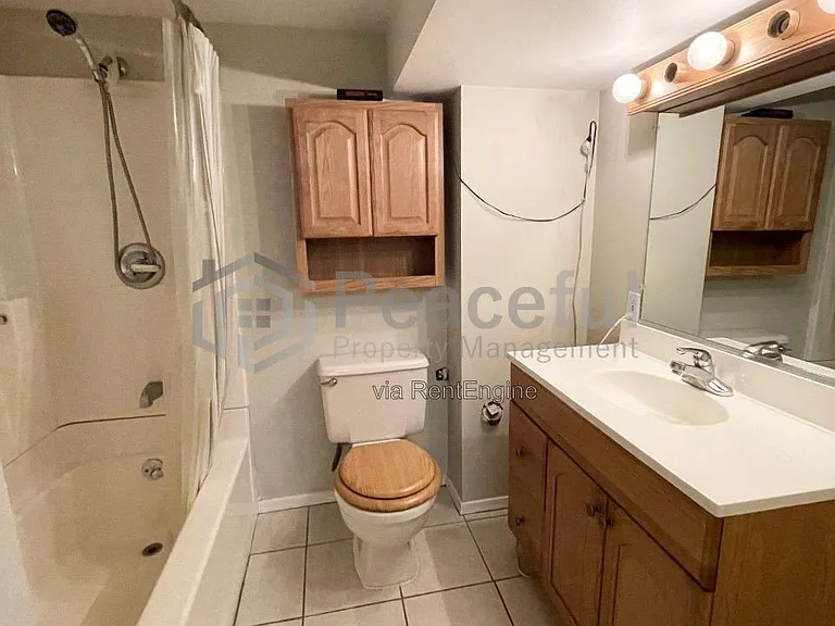 1637 S 800 E — Photo 8