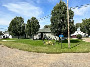 210 Elk Ave E, Richey, MT 59259