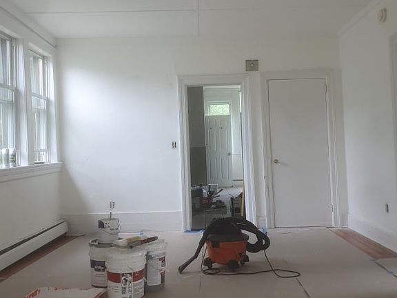 2nd image of 6 Market St #3