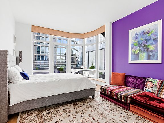 5th image of 555 W 59th St APT 24B