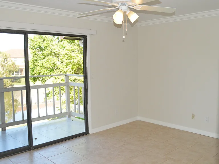 26560 Southern Pines Dr #J103 — Photo 16