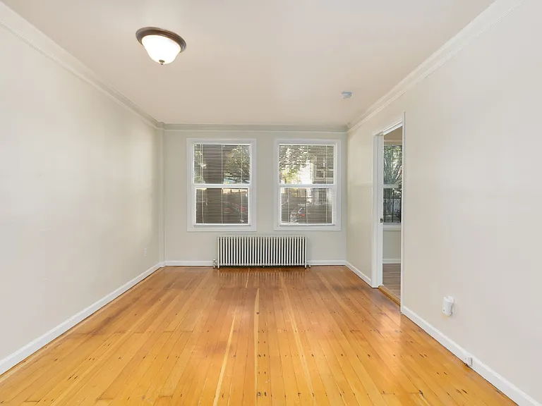 Parkside Apartments in Capitol Hill — Photo 11