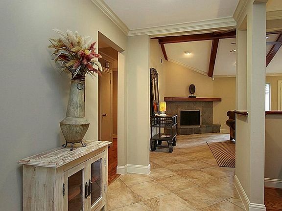 4th image of 5827 Yarwell Dr