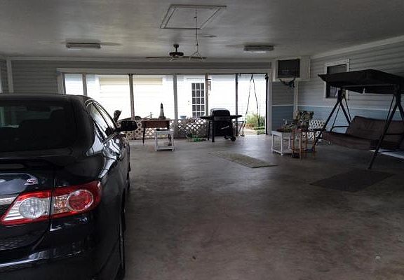 Home For Sale In Lakewood Park