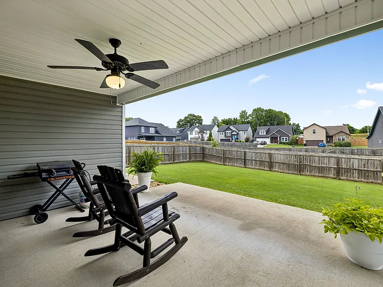 1151 Eagles Bluff Dr — Photo 26