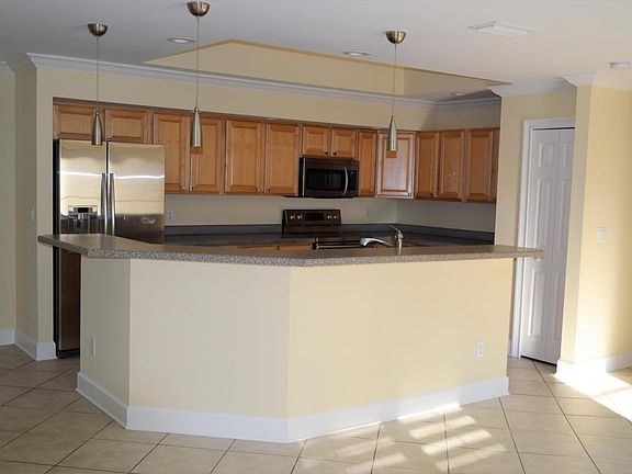 4th image of 4613 Saxon Dr