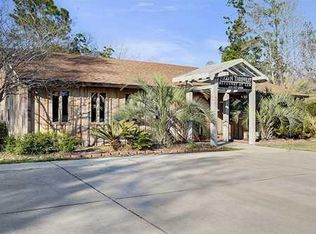 547 Saint John St, Bay Saint Louis, MS 39520