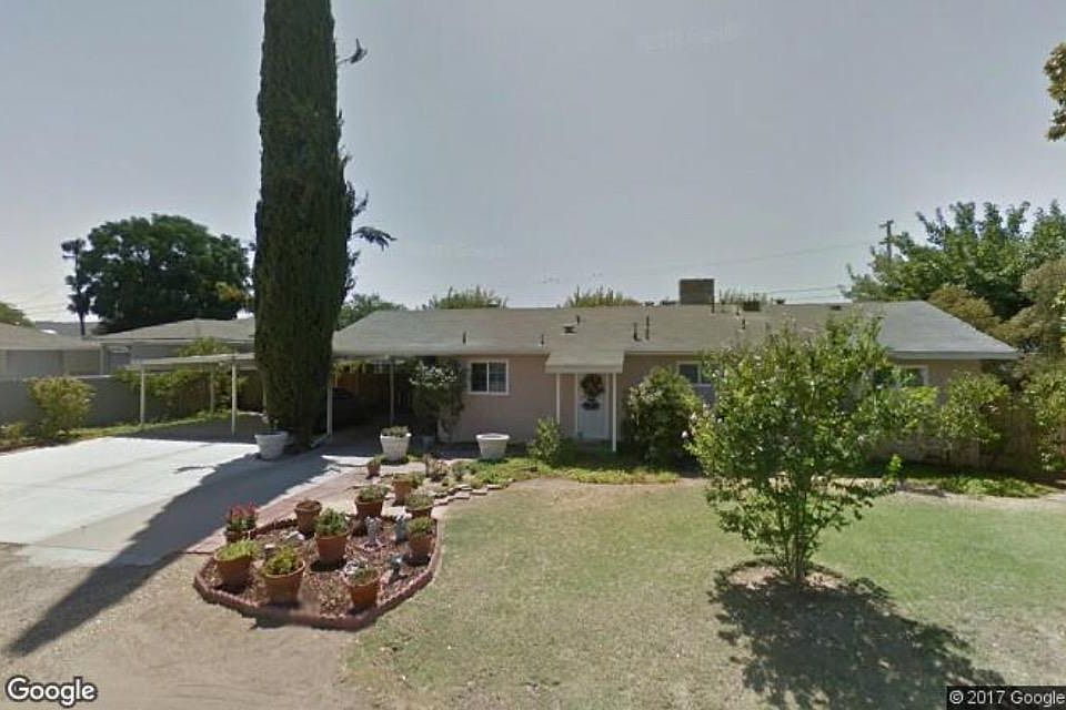1st image of 5426 E Dakota Ave