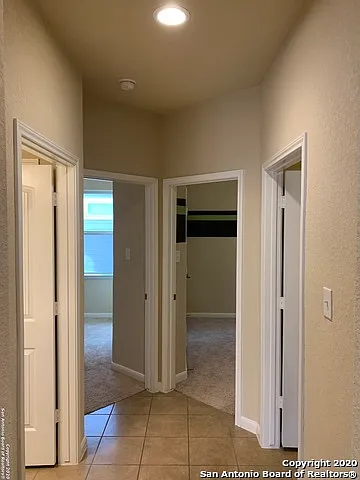 8418 Meadow Plns — Photo 20