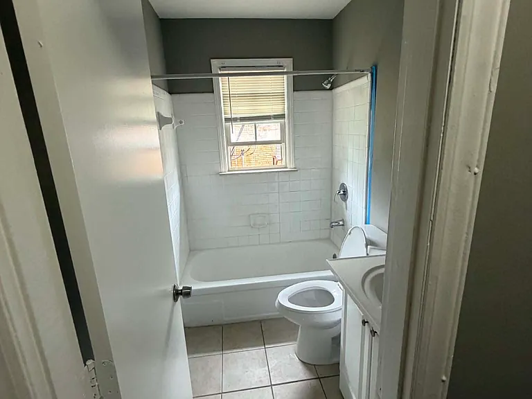 214 Orange St #1 — Photo 6