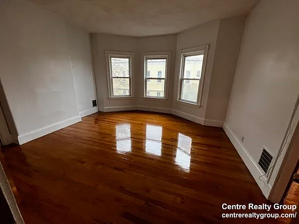 22 Bynner St #2