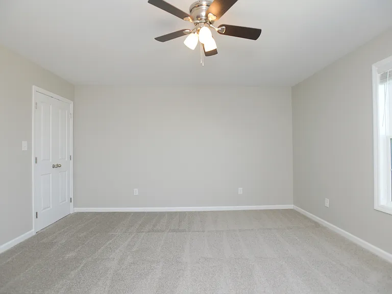 2044 Dolly Dr — Photo 12
