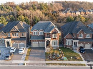 517 Clifford Perry Pl, Newmarket, ON L3X 0J1