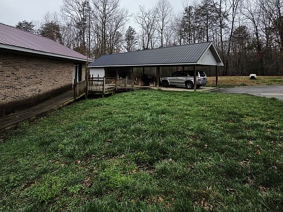 3rd image of 470 Caldwell Rd