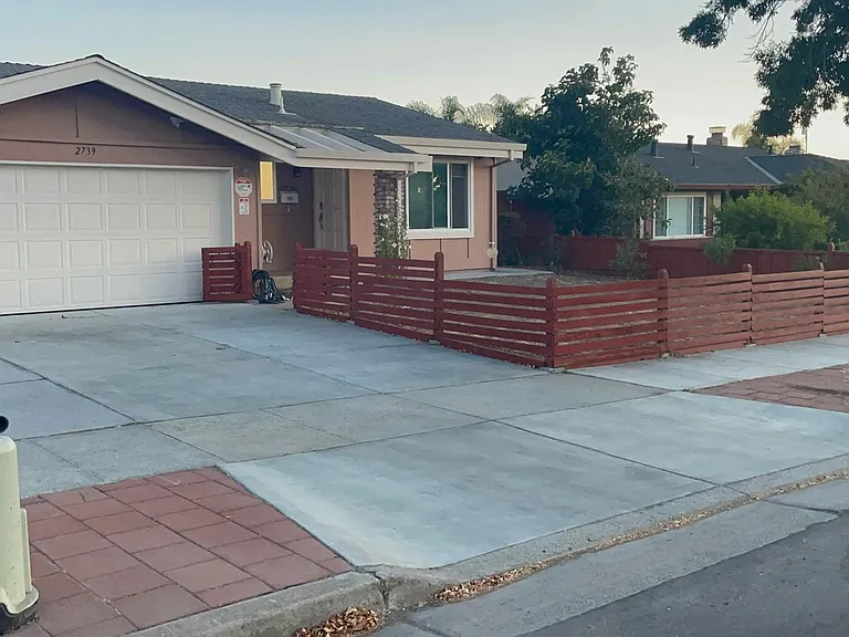 2739 Sugarplum Dr — Photo 4
