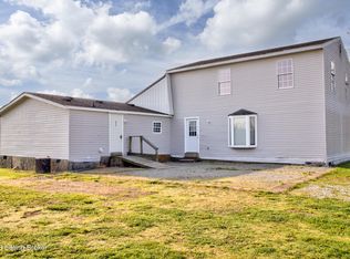 255 Cripple Creek Rd, Coxs Creek, KY 40013