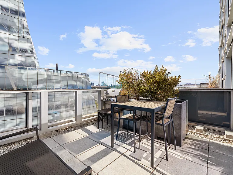 100 11th Ave #7D — Photo 7
