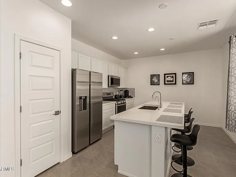 14236 W Buckskin Trl — Photo 10