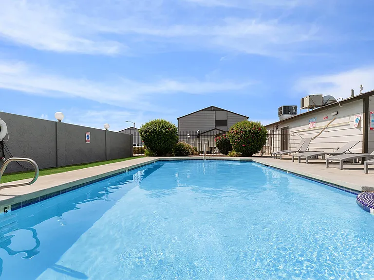 Napa Place — Photo 1