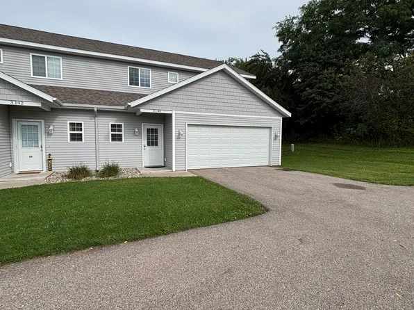 3140 Shooks Dr, Hudsonville, MI 49426