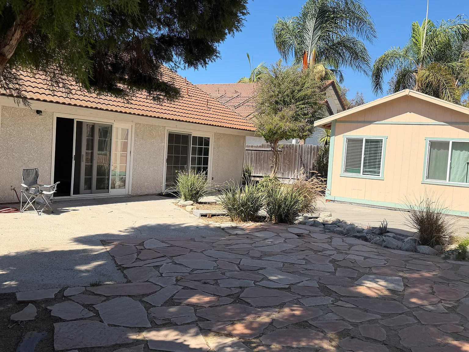 3 bed, 1459 sqft, $3,850 — Photo 2