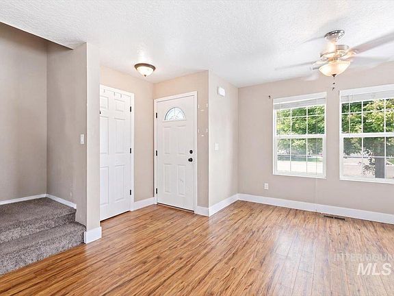 4th image of 2661 N Kristy Ave