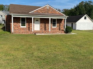 10149 Greenwood Rd, Glen Allen, VA 23060