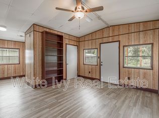 136 S Johnnie St, Trinity, TX 75862