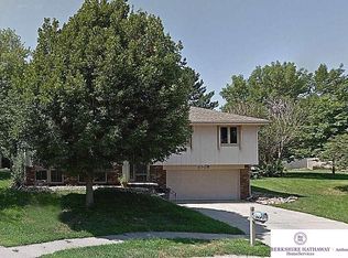 2706 N 129th Cir, Omaha, NE 68164