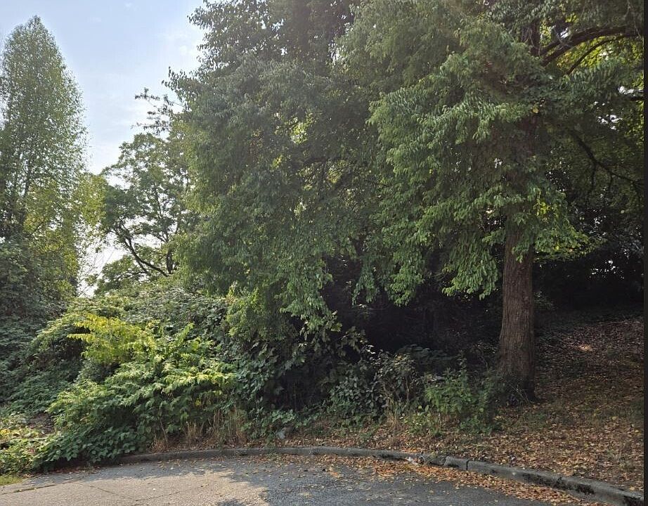 1st image of 4819 S Myrtle Street