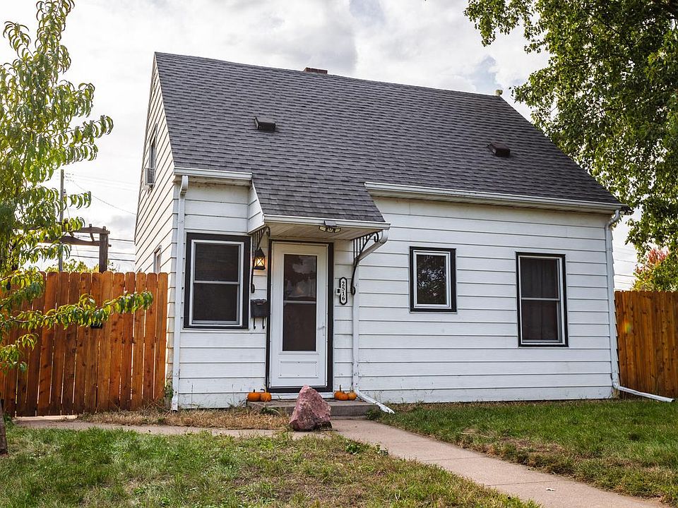 1st image of 2516 Hoeschler DRIVE