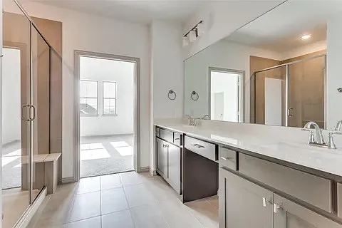 433 Matchbox St — Photo 9