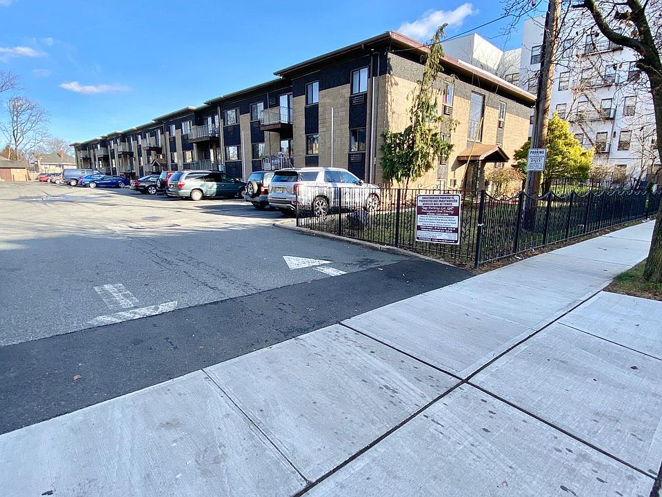 1st image of 451 Highland Ave APT E6
